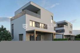 Pag, Mandre, two-story apartment in a nice location near the sea