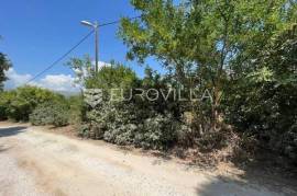 Split ŠPINUT, land (1756 m2) in an excellent location
