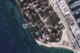 Zadar, Bibinje, building plot 20 m from the sea, surface area 507m2