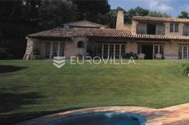 Korčula land plot 31.700 m2