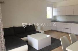Pag, Novalja, modern three-room apartment 80m2 on the ground floor, new construction