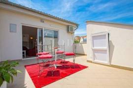 Flat Novi Vinodolski, 121m2