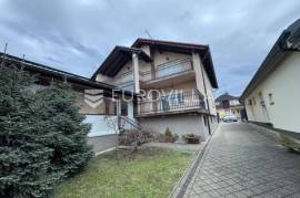 Đakovo, center, luxury house 470 m2 in an exceptional location