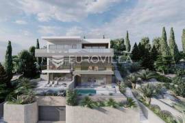 Omiš, Pisak – Building land with a surface area of 662 m²