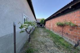 Strizivojna, house 175 m2 on a plot of 2794 m2