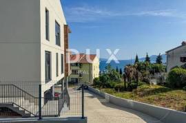 OPATIJA, PAVLOVAC - larger apartment 137m2, 3 bedrooms, roof terrace, new building near Opatija, view