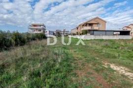 ZADAR, ZATON - Building plot 70 meters from the beach with a conceptual design of a building with 9 apartments!