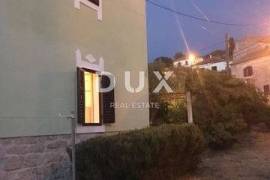 THE ISLAND OF VRGADA - a beautiful detached house near the sea