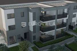 Mravinci, three-bedroom apartment on the ground floor with a spacious garden