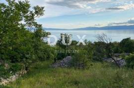 RIJEKA, KOSTRENA - land 2,106 m2 with sea view - only 230 meters from the sea! OPPORTUNITY!