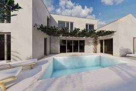 ATTRACTIVE BUILDING LAND WITH SUBMITTED DOCUMENTATION FOR OBTAINING THE BUILDING PERMIT!