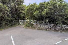 Krk, Malinska, spacious agricultural land of 7,790 m², ideal for a family farm OPG or a dry marina