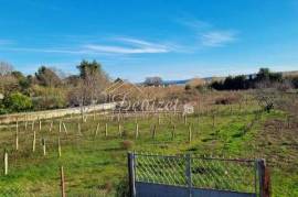 Kastel Stafilic, building plot of 3606 m2 near the sea