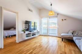 Solin, Japirko, furnished one-bedroom apartment with parking space