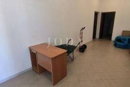 Business premises in a prime location in Novi Vinodolski