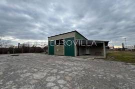 Đakovo, Industrial Zone - Commercial Property on a 3363 m² Plot