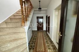 Osijek, Tenja, house for sale, 200 m² with a large garden