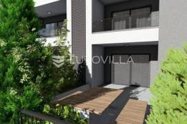 Omiš Riviera, one-bedroom apartment on the ground floor of a new building near the sea