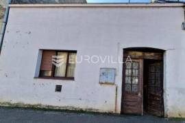 Osijek, Center, a house with an area of 86 m² is for sale