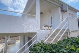 Ciovo, Slatine, Detached house 90 m from the sea for sale