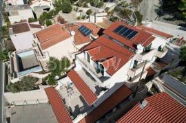 Podstrana, for sale, house 1 row by the sea