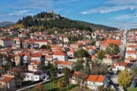 Sinj center house for sale 2 apartments 180m2 garden 1360m2
