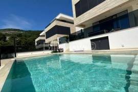 For sale, Slivno, Komarna, luxurious villa with pool and sea view
