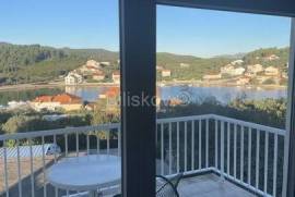 Korčula Lumbarda duplex apartment for sale divisible into 2