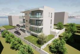 Okrug Gornji,a few steps from the beach, for sale