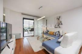 Zadar, Diklo, two-room apartment with garden, jacuzzi and roof terrace