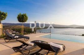 DALMAZIA, ŠIBENIK - Villa di lusso con piscina, campo da calcio e sauna