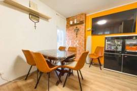 ISLAND OF KRK, CITY OF KRK - Apartment in a great location, URGENT SALE!