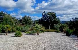Charming Single Storey Villa With 4 Bedrooms And A Double Garage On A Plot Of 2146 M2 With Covered Swimming Pool, Petanque Court And Lovely Views.