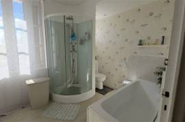 For Sale 3/4 Bed House with Garden in La Trimouille - 86