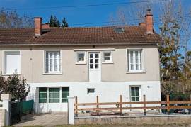 For Sale 3/4 Bed House with Garden in La Trimouille - 86
