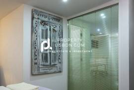 Alfama Renovated T1 With Al Rental License Fully Furnished