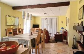 Charming Villa with Covered Swimming Pool