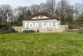 Detached Country House with Open Views