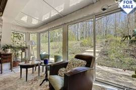 Detached Country House with Woodland Plot