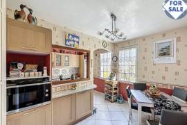 Detached Country House with Woodland Plot