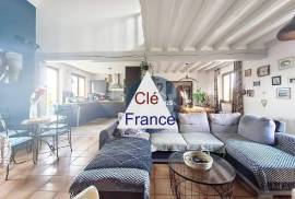 Detached Country House with Open Views