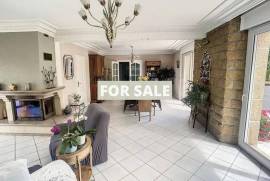 Detached Country House with Open Views