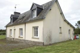 Detached Country House to Improve with Garden