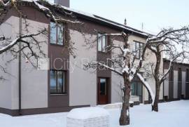 Detached house for rent in Riga, 122.00m2