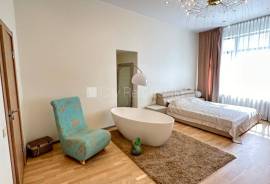Apartment for sale in Riga, 135.90m2