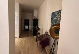 Apartment for sale in Riga, 135.90m2