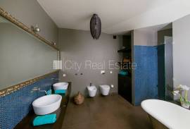 Apartment for sale in Riga, 138.00m2