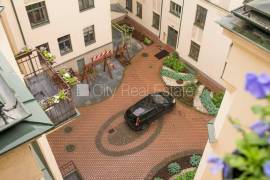Apartment for sale in Riga, 138.00m2