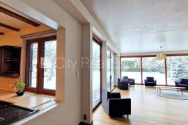 Detached house for sale in Riga, 370.00m2