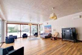 Detached house for sale in Riga, 370.00m2